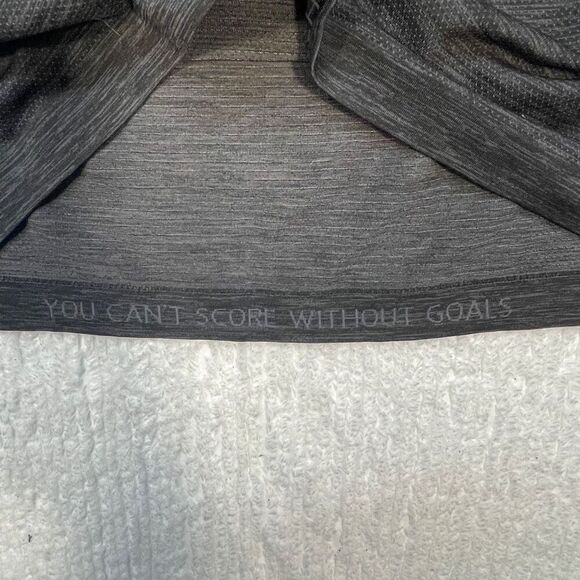 Lululemon Gray Performance Short Sleeve Swiftly Tech T-Shirt Size Medium - Picture 7 of 8